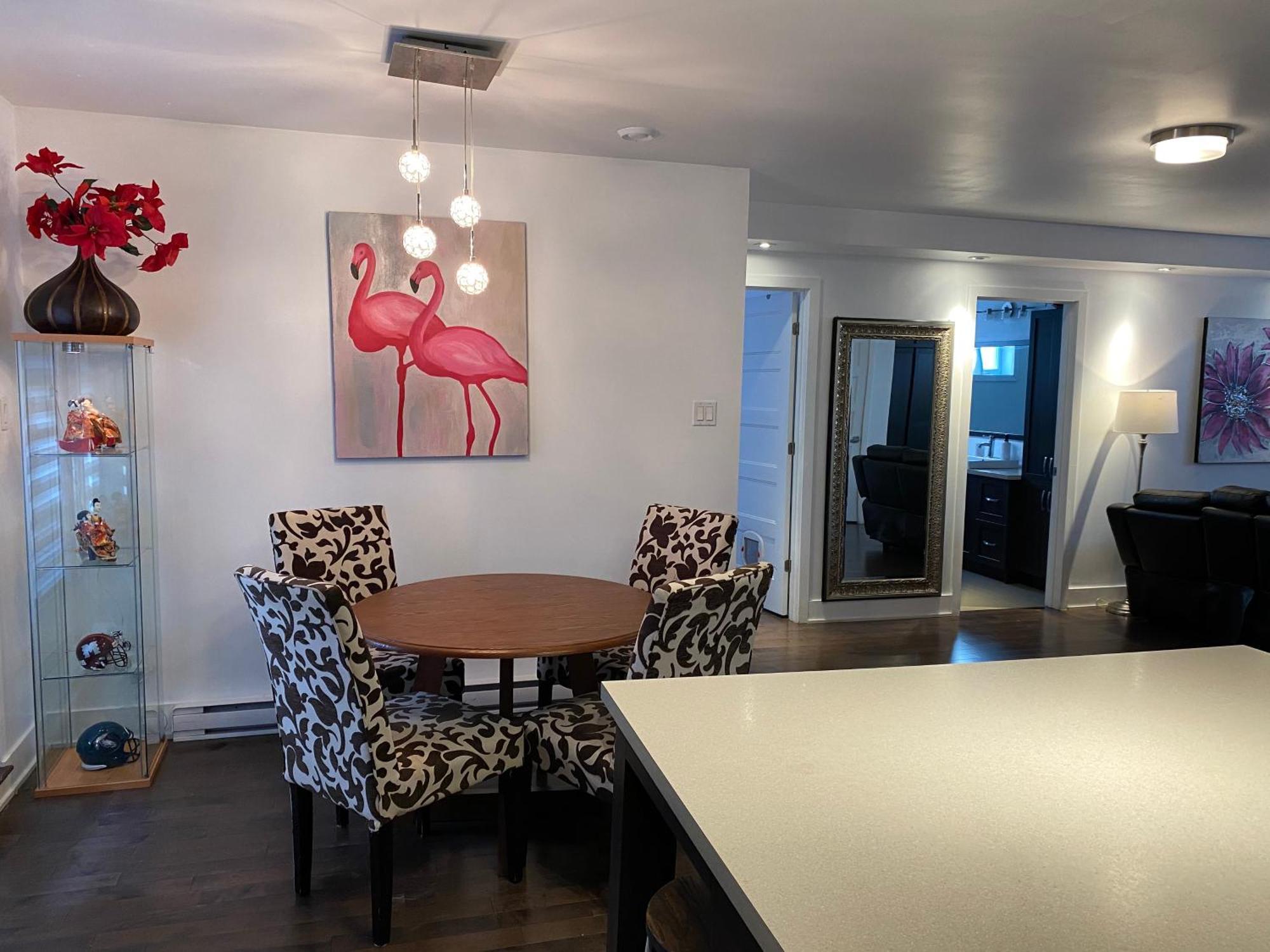 Beautiful Private Full Condo Brossard Exterior photo